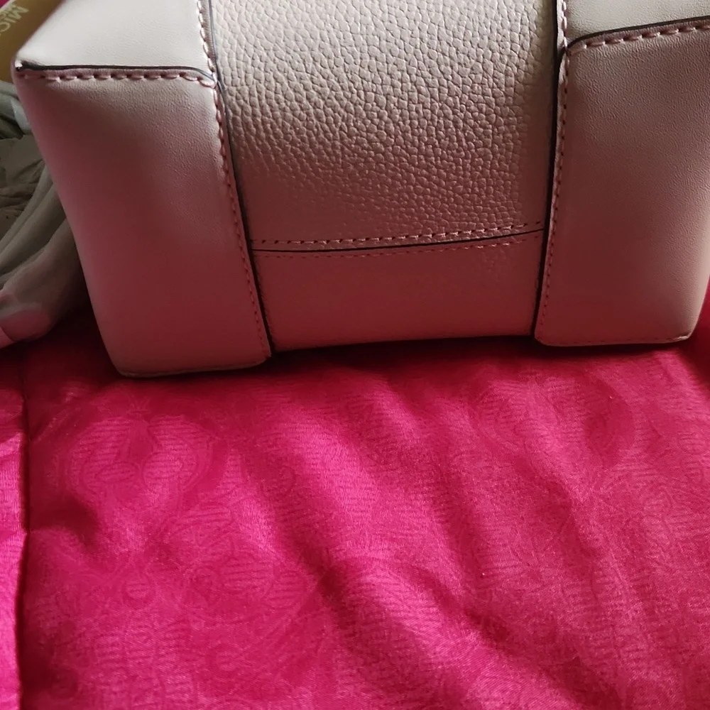 Bag - Picture 2 of 4